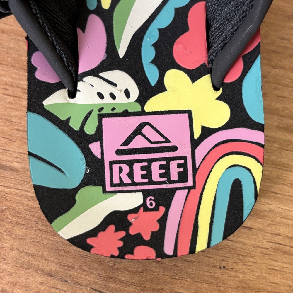 REEF Little Ahi Water-Friendly Flip-Flop Tropical Rainbow Black Kids Size 6 Pool - Picture 2 of 11